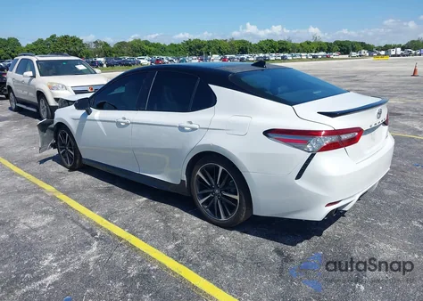 2018 Toyota Camry Xse из США, поврежденный, VIN 4T1B61HK6JU033254